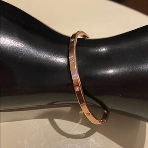 NWOT Elegant Snap Bangle with crystals